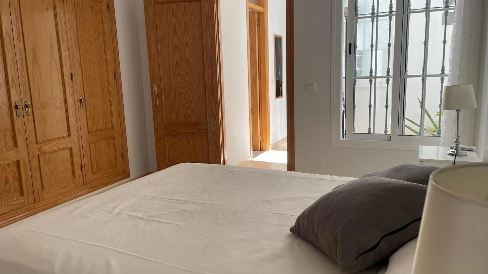 Apartamento B Y G 内尔哈 公寓