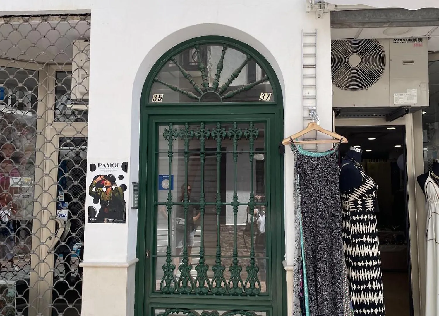 公寓 Apartamento B Y G 内尔哈