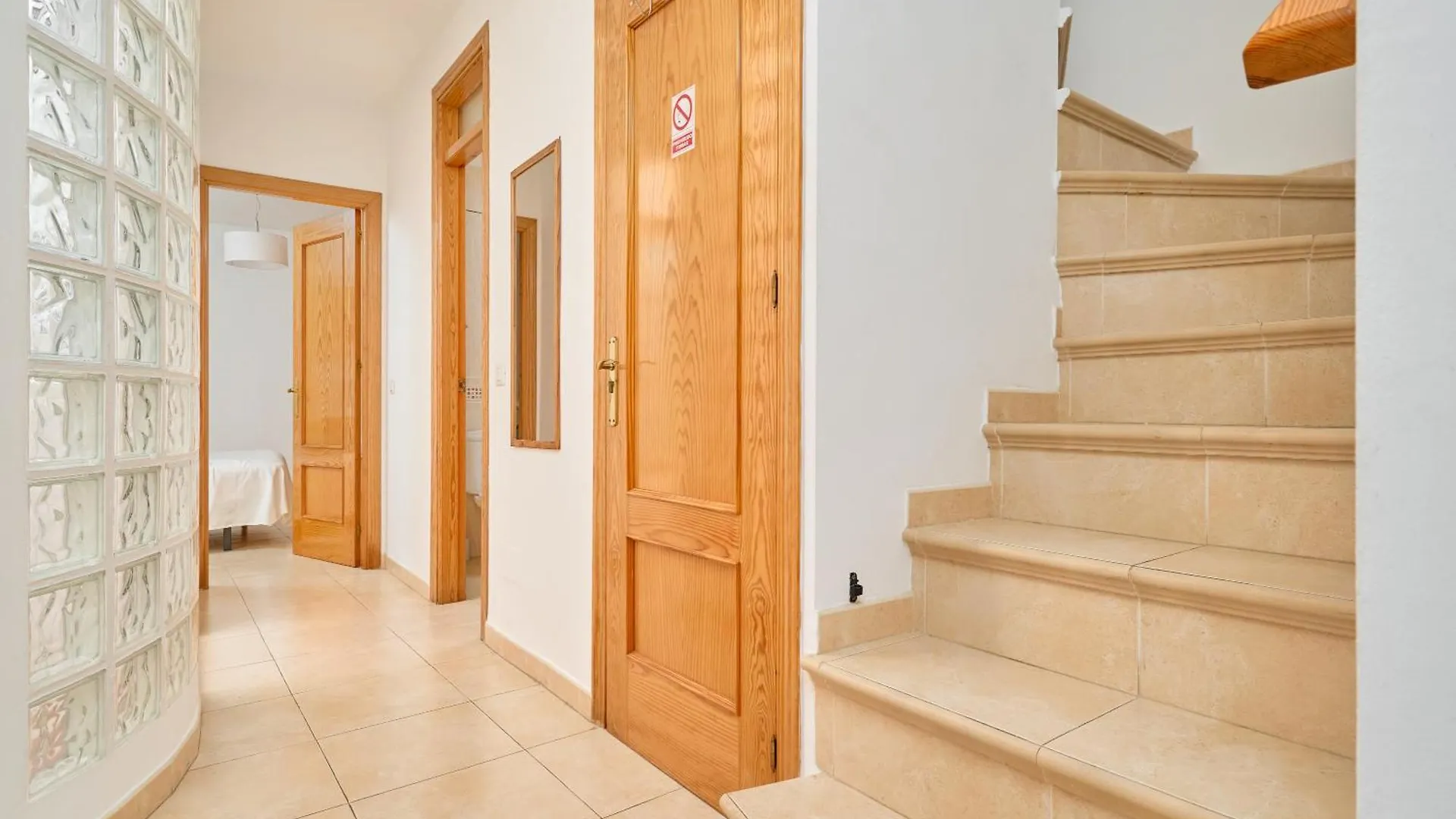 Apartamento B Y G Nerja 0*,