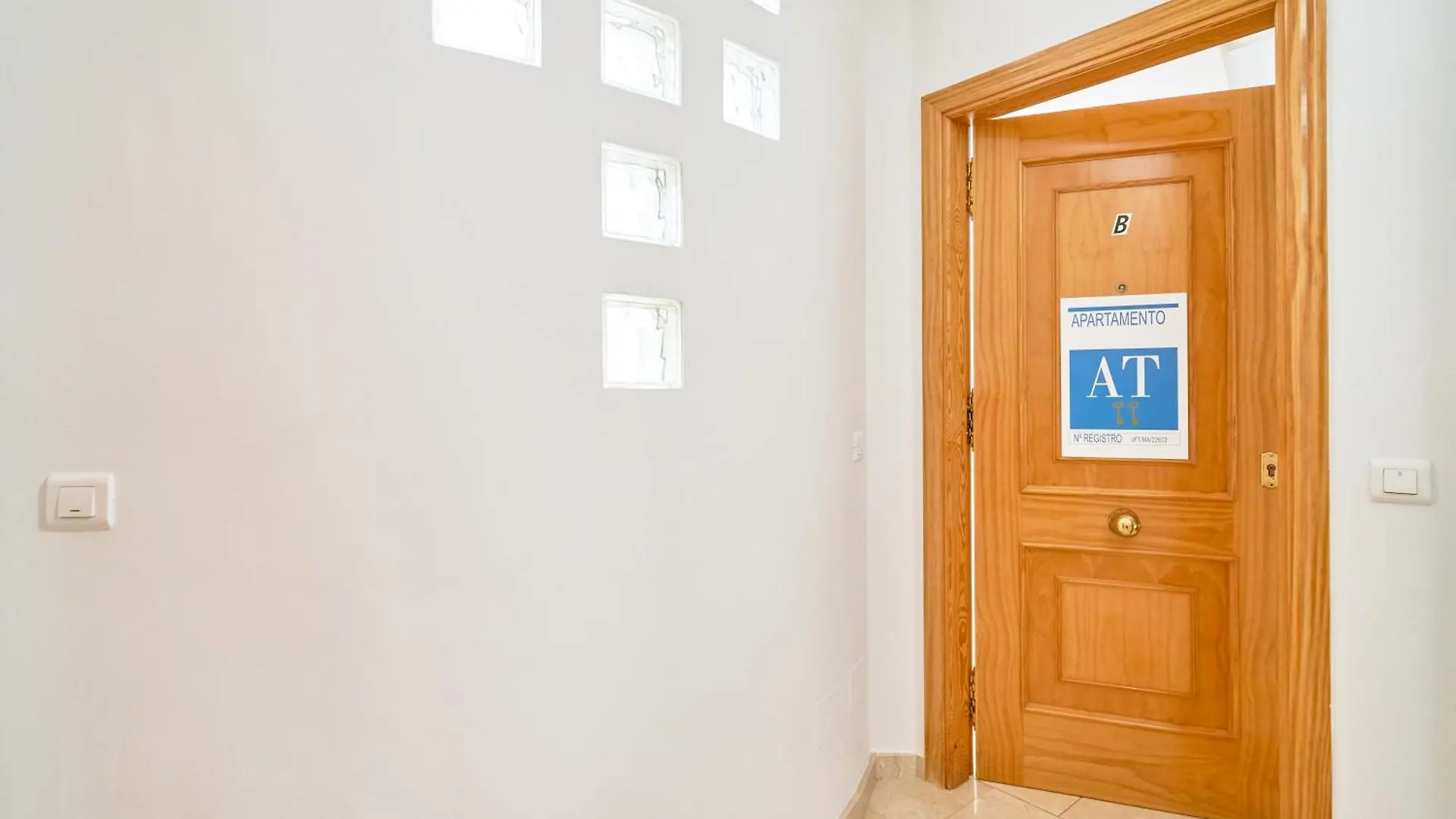Apartamento B Y G 内尔哈 0*,