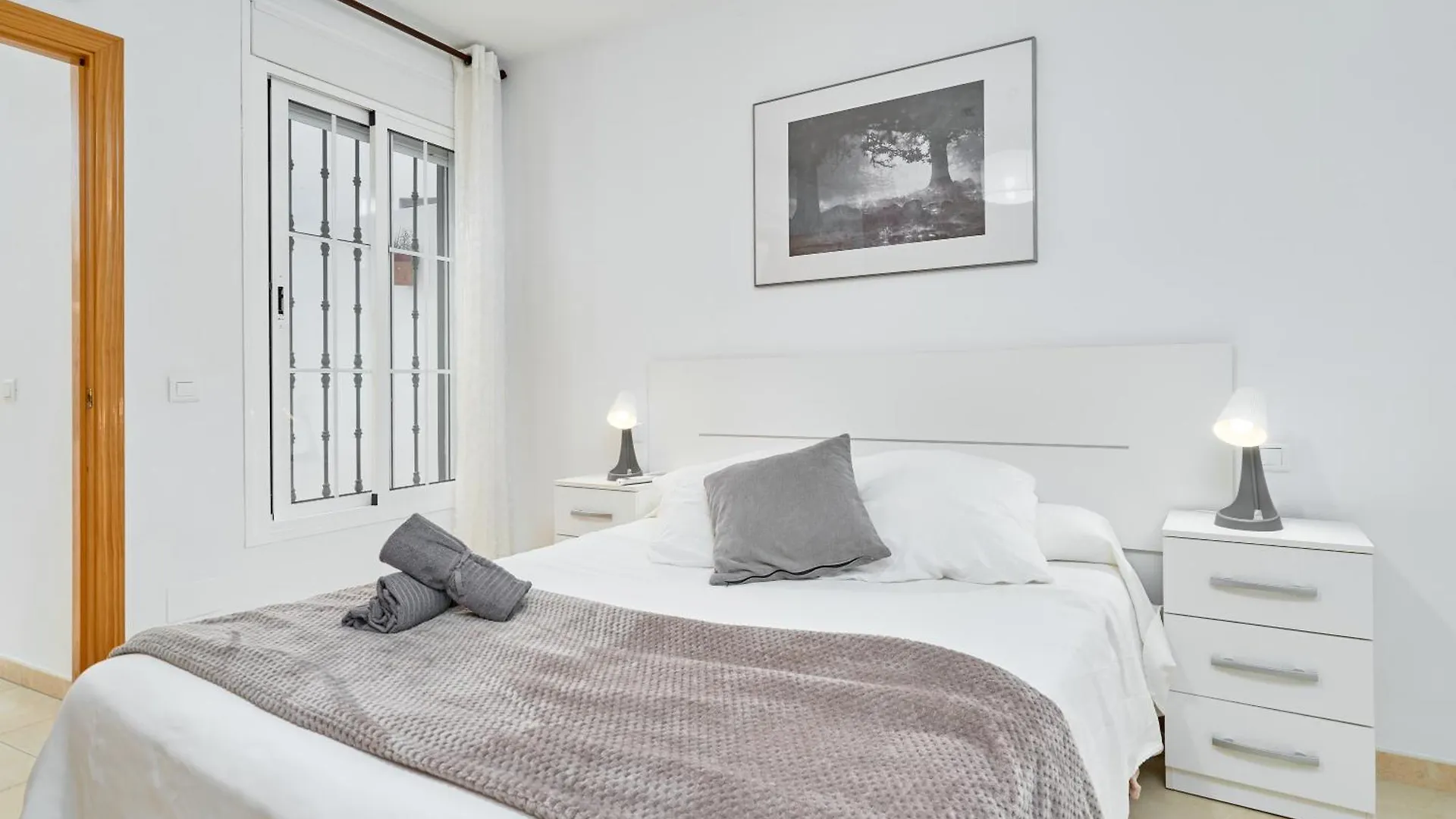 公寓 Apartamento B Y G 内尔哈