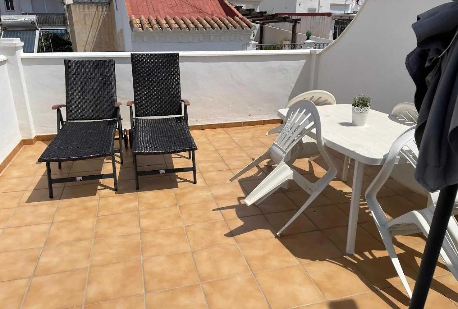 דירה Apartamento B Y G נרחה ספרד