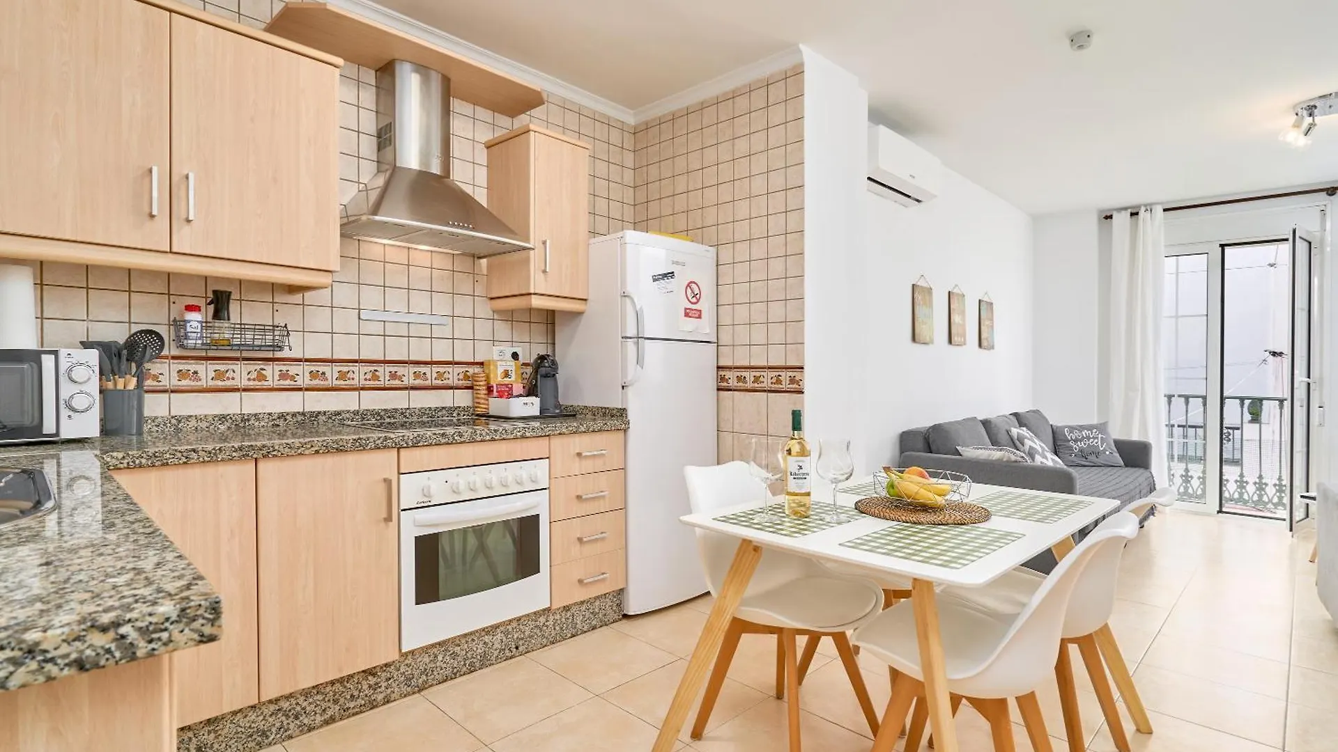 Apartamento B Y G Nerja Spain