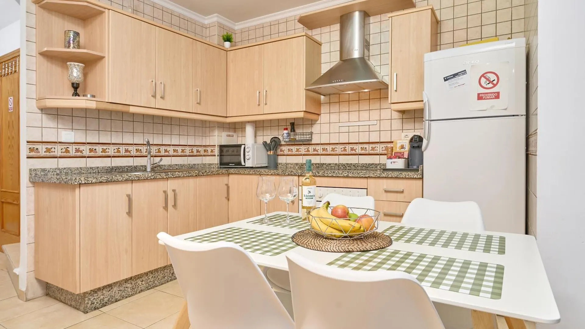 Apartamento B Y G Nerja Apartment