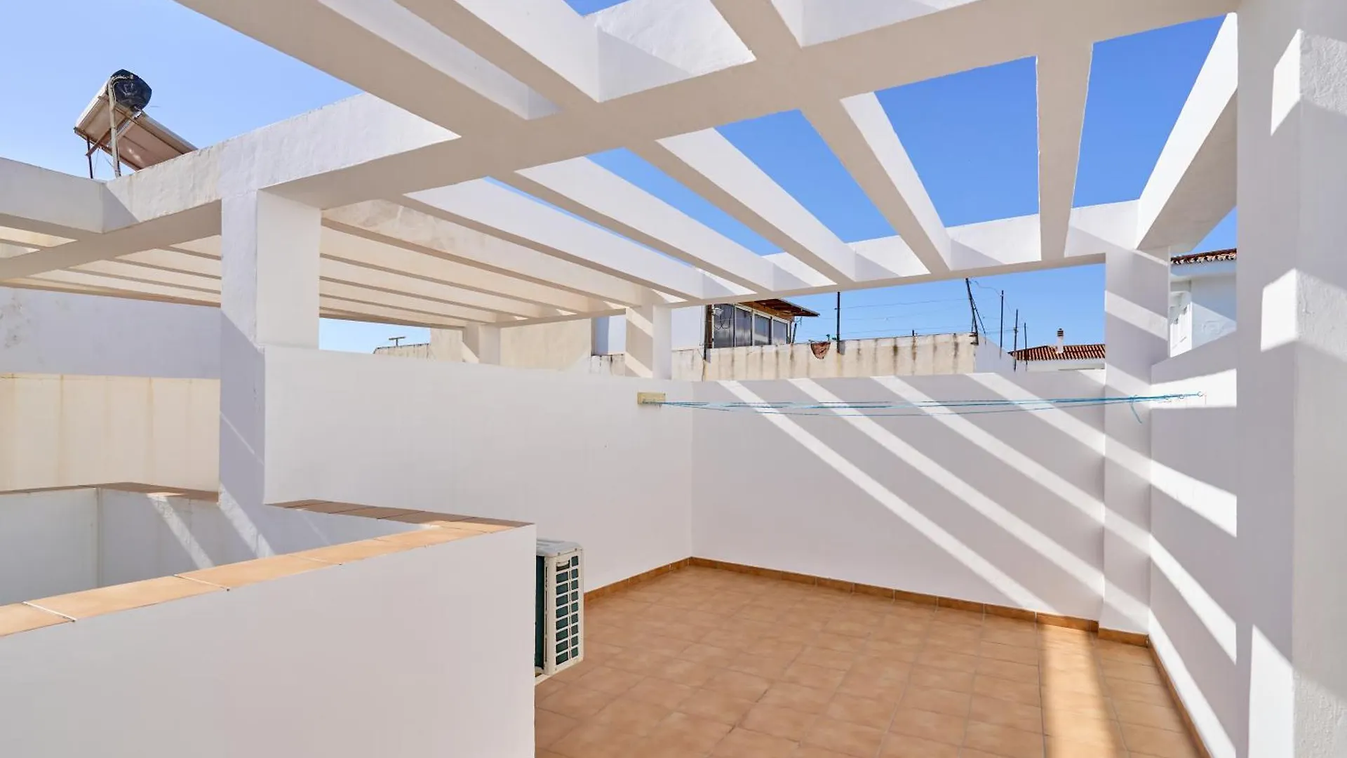 Apartamento B Y G Nerja 0*,  Spain